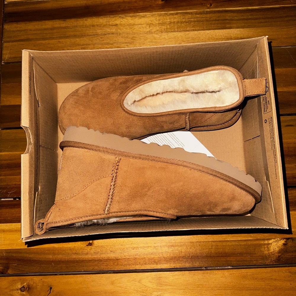 Women UGG Tan Ankle Boots